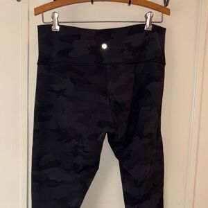 Lululemon black camo legging
